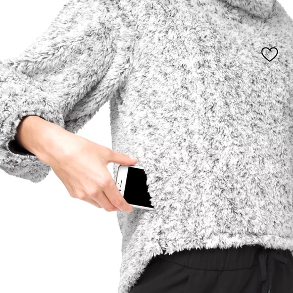 Lululemon Warm Restore Pullover Sherpa - Heathered White - Picture 2 of 8